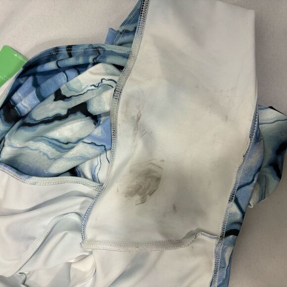 ‼️final must bundle‼️ NWT Forever 21 Sport Crop Top Wicking Fabric Abstract - Picture 5 of 6